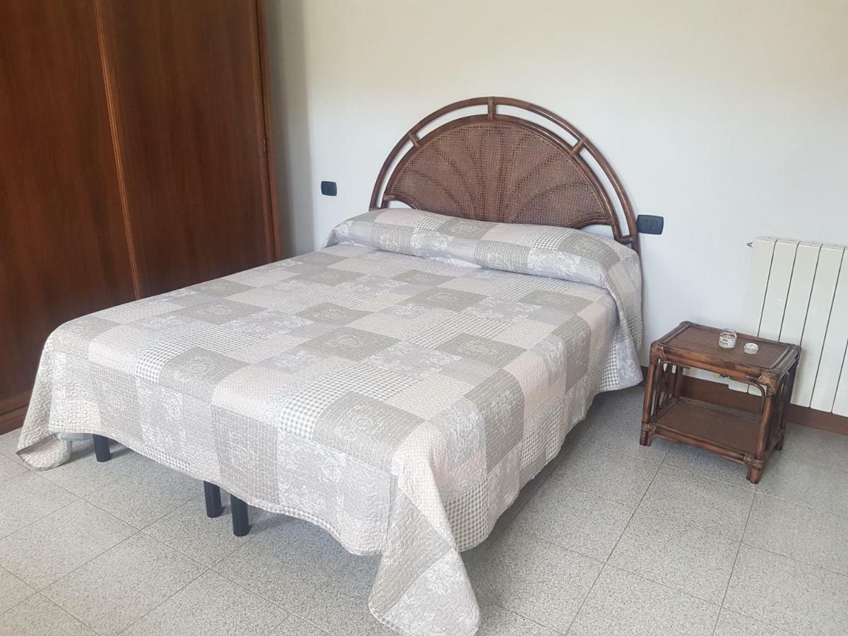Casa Luigina Villa Vezzola Esterno foto